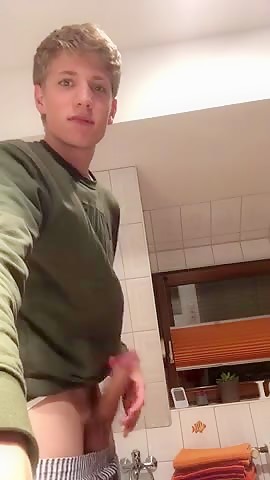 A hung hottie